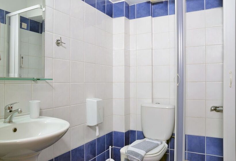 スタンダードスタジオ, Akatos