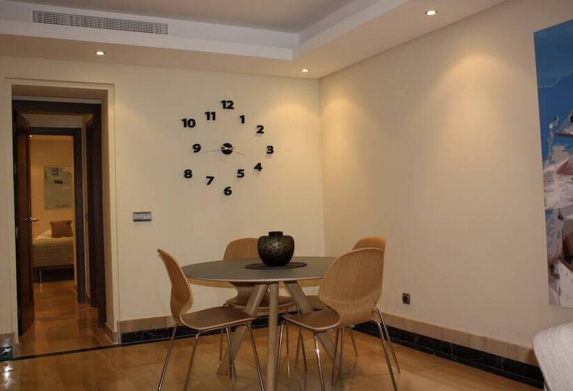 Апартаменты 2 Спальни с Бассейном, Bahía Boutique Apartments