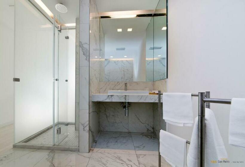 Pokój Trzyosobowy Comfort, B&b San Pietro