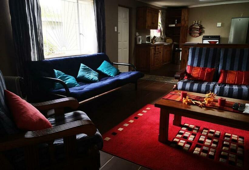 小室, Dublin Guest House