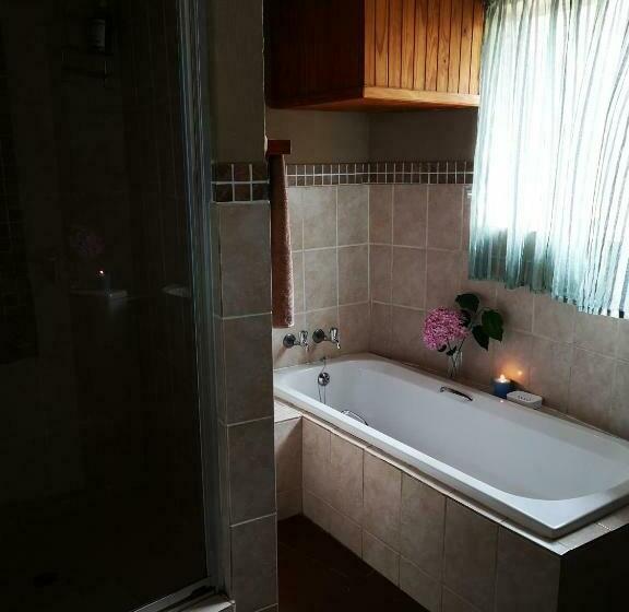 Хижина, Dublin Guest House