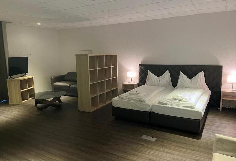 Семейное Студио, Los Lorentes Hotel Bern Airport
