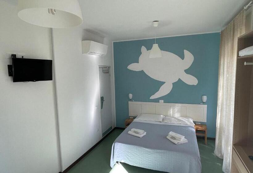 اتاق استاندارد سه نفره, Aloha