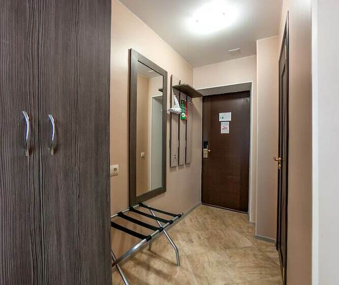 اتاق استاندارد, Avrora