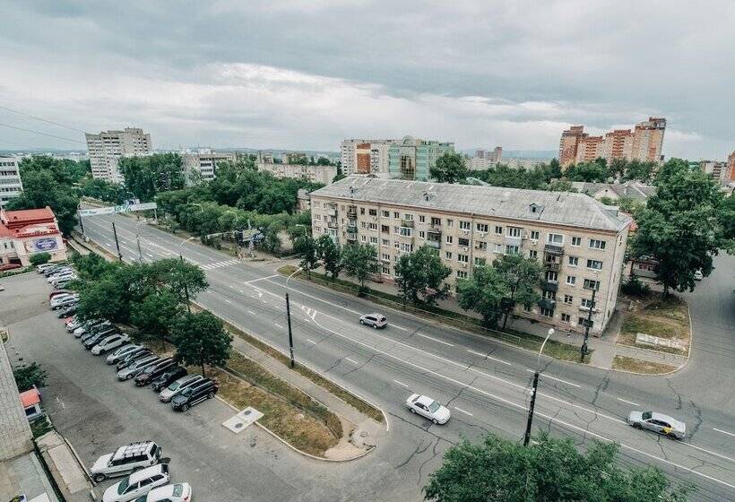 اتاق اکونومی یک تخته, Avrora