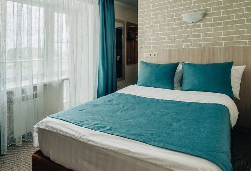 اتاق اکونومی یک تخته, Avrora