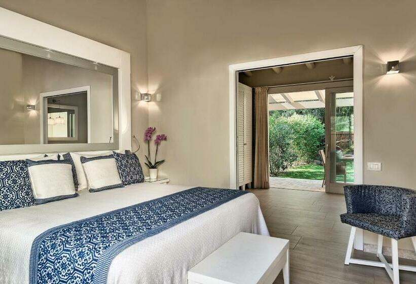 بنجلو عائلى, Forte Village Resort  Bouganville