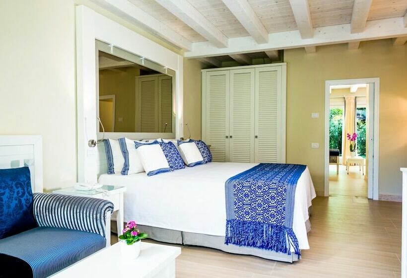 بنجلو عائلى, Forte Village Resort  Bouganville