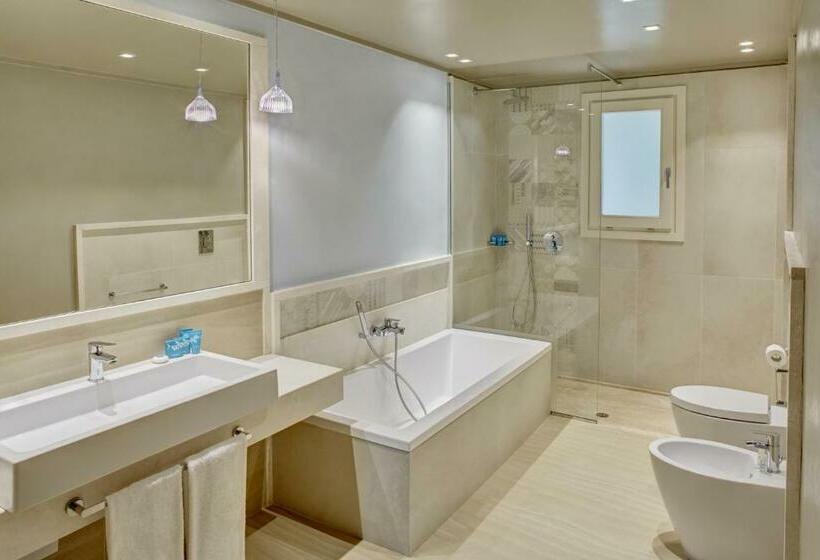 Бунгало Deluxe, Forte Village Resort  Bouganville