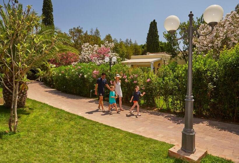 بنجلو عائلى, Forte Village Resort  Bouganville