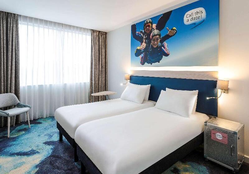 스탠다드 룸, Ibis Styles London Heathrow Airport