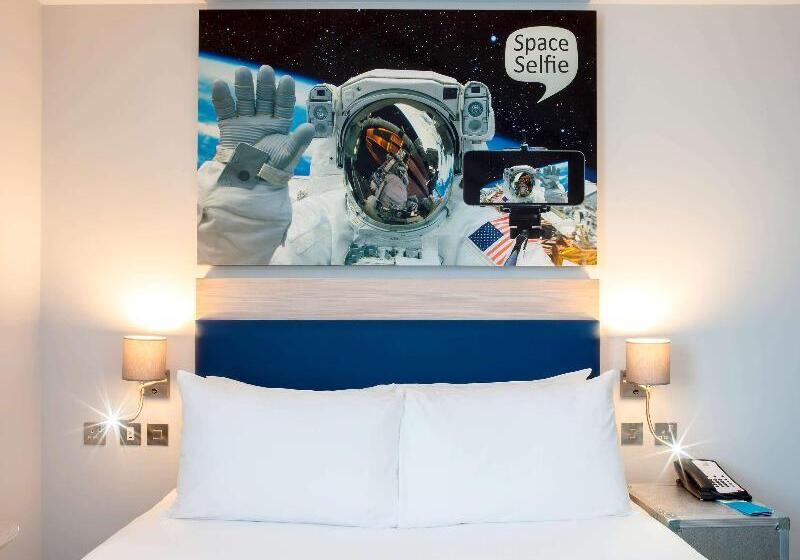 스탠다드 룸, Ibis Styles London Heathrow Airport