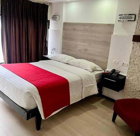 スーペリアールーム, Imperial