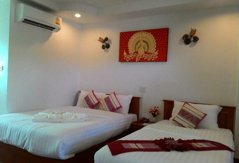 豪华三人间, Sawadeelanna