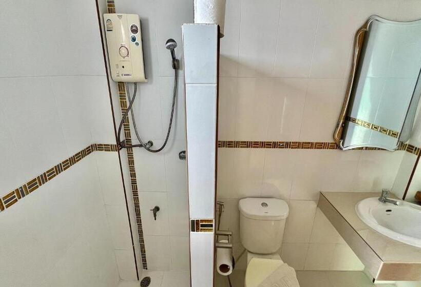 マウンテンビュースタンダードルーム, Sawadeelanna