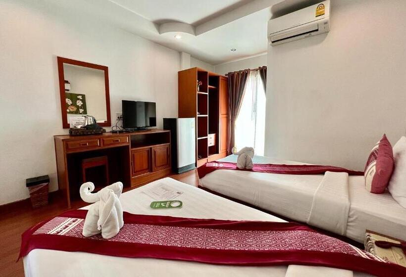 Номер Superior Вид на Город, Sawadeelanna