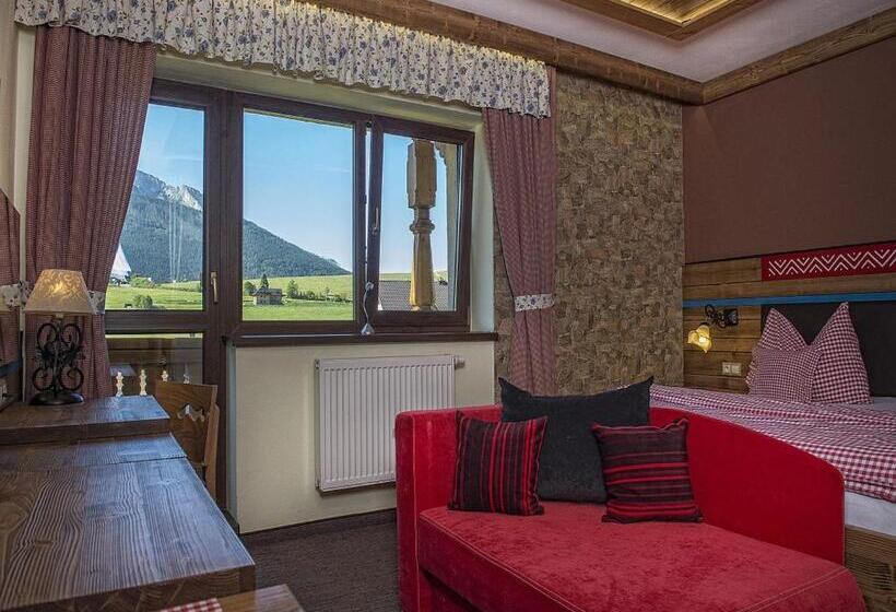 سوییت خانوادگی, Wellness Penzion Strachan