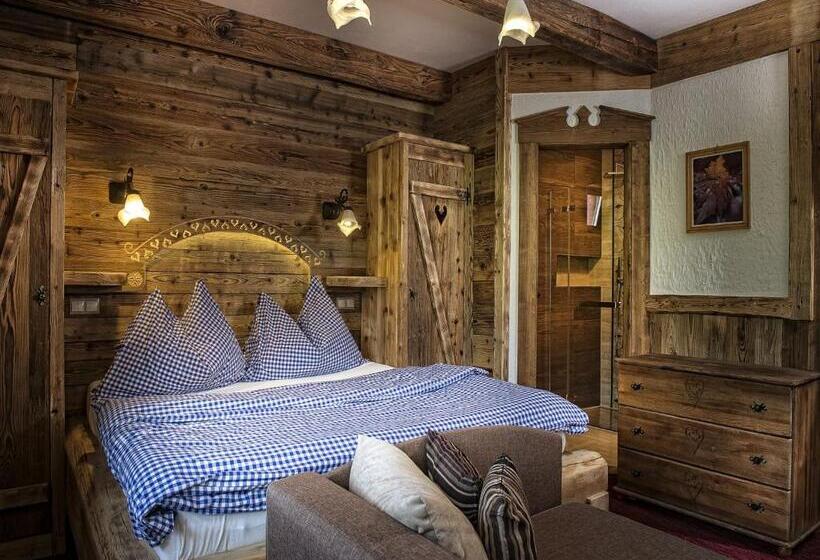 سوییت خانوادگی, Wellness Penzion Strachan