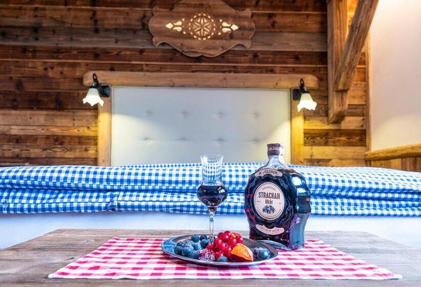 سوییت خانوادگی, Wellness Penzion Strachan