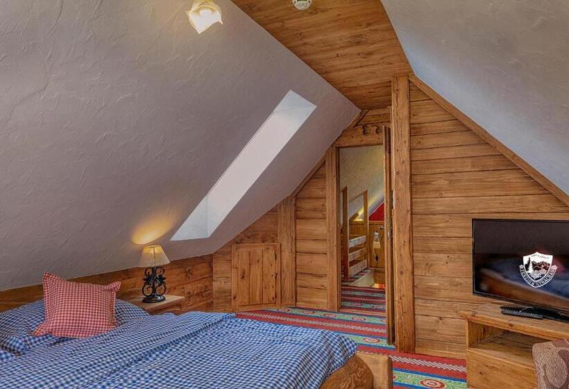 سوییت دوبلکس, Wellness Penzion Strachan