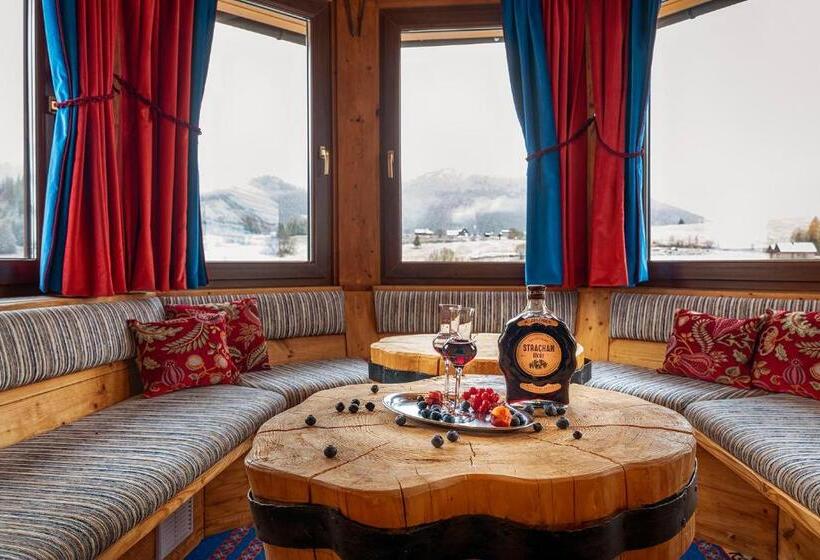 سوییت لوکس, Wellness Penzion Strachan