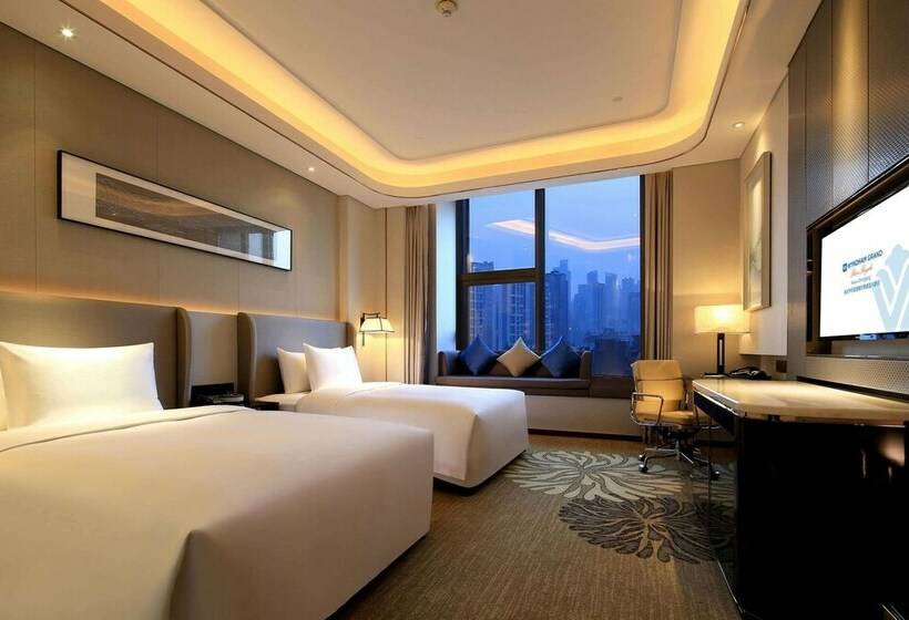 高级客房, Wyndham Grand Plaza Royale Huayu Chongqing