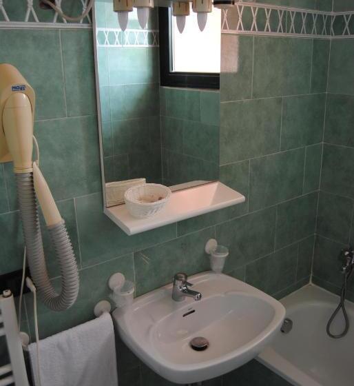 Трежместный Номер Economy, Capriccio