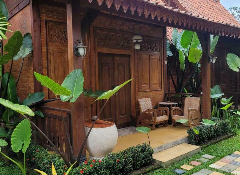 Номер Deluxe, La Tavisa Hotel Borobudur