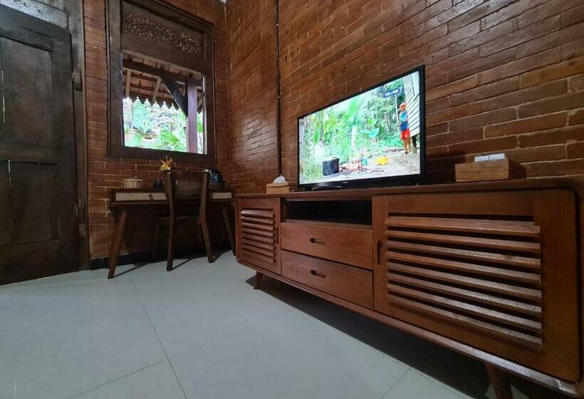 Семейный Номер, La Tavisa Hotel Borobudur