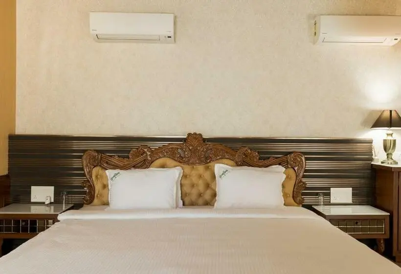 Royal-sviitti, Urmilaa Green County Resort 35 Km From Kolhapur