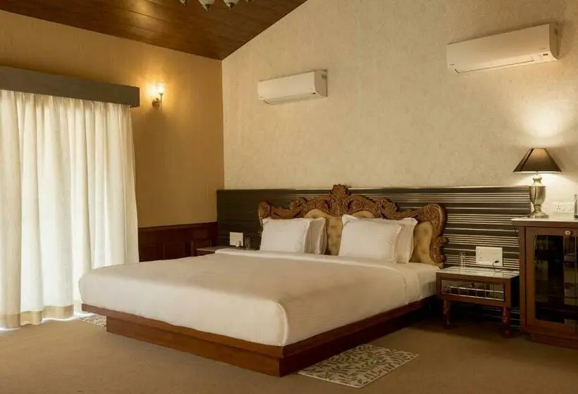 Royal-sviitti, Urmilaa Green County Resort 35 Km From Kolhapur