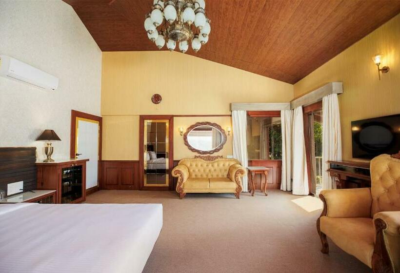로얄 스위트, Urmilaa Green County Resort 35 Km From Kolhapur