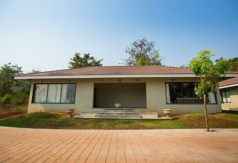 Люкс, Urmilaa Green County Resort 35 Km From Kolhapur