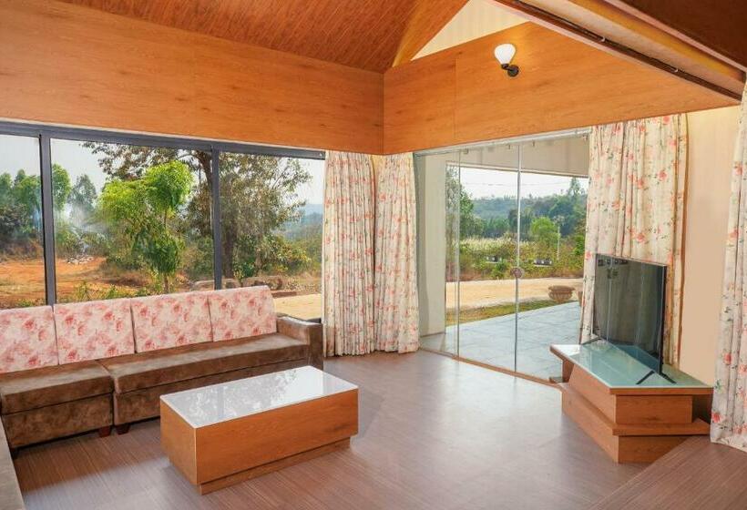 스위트, Urmilaa Green County Resort 35 Km From Kolhapur