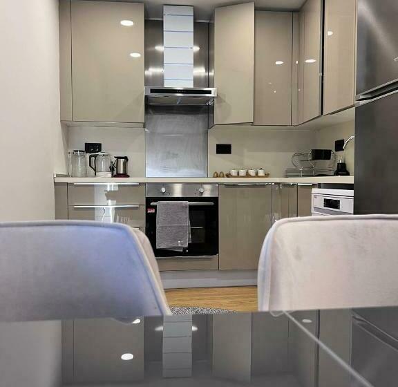 استودیوی استاندارد, Comfortable Living Space Fully Equipped Apartment Pullman