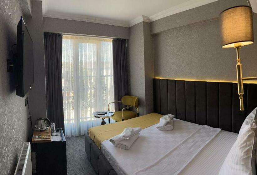 اتاق اکونومی, Grand Gedikpasha