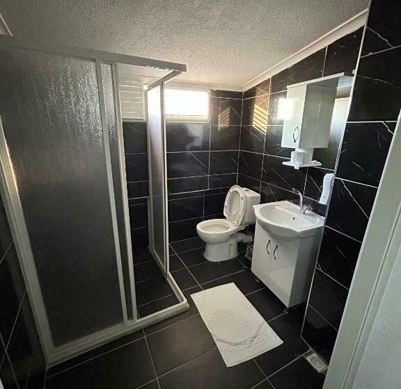 اتاق لوکس, Naval Hotel Yalova