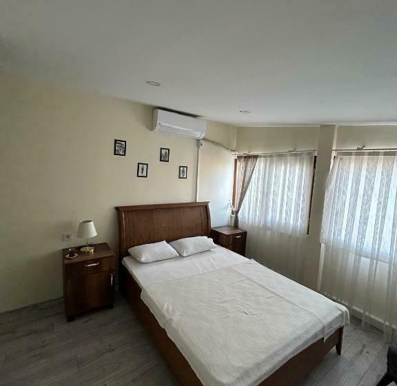 اتاق لوکس, Naval Hotel Yalova
