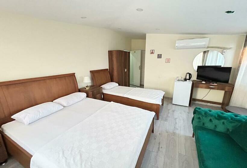 اتاق لوکس خانوادگی, Naval Hotel Yalova