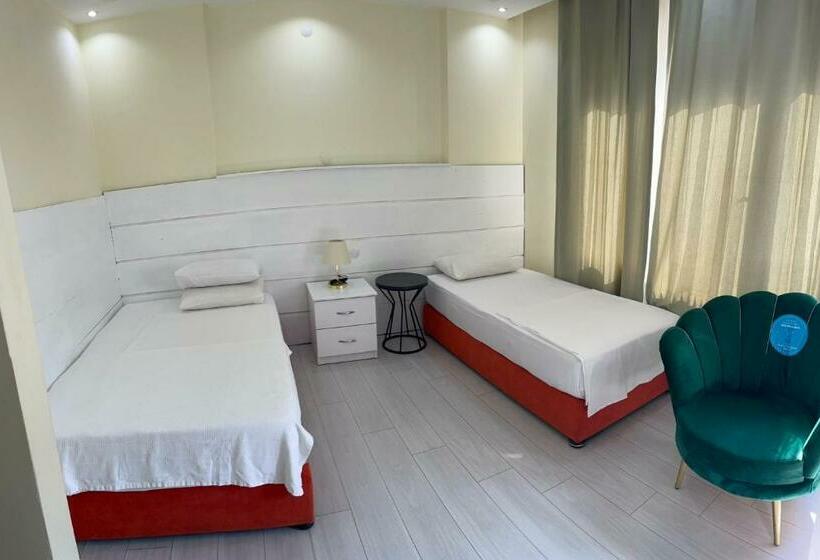 اتاق استاندارد, Naval Hotel Yalova