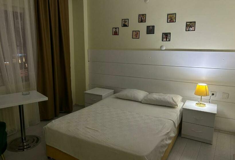 اتاق استاندارد, Naval Hotel Yalova