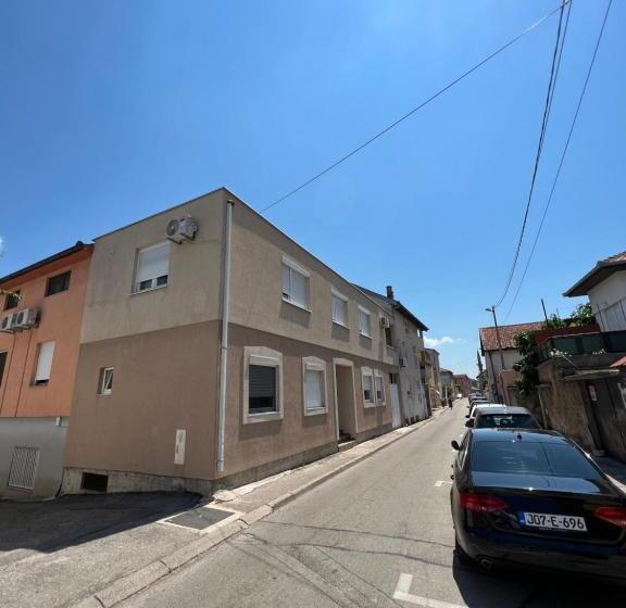 آپارتمان 1 خوابه, Villa Symphony