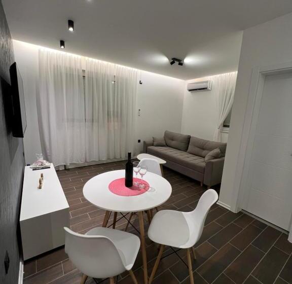 آپارتمان 1 خوابه, Villa Symphony