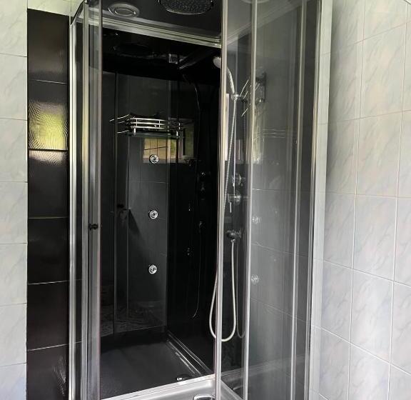 غرفة قياسية ثلاثية, Pensiunea Yajima