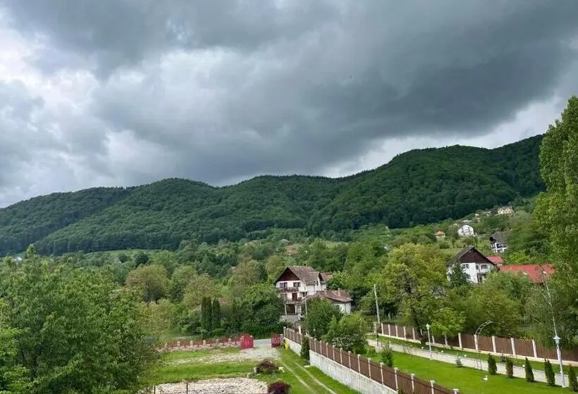 اتاق لوکس با بالکن, Pensiunea Yajima