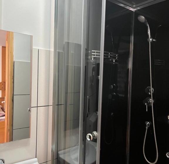 غرفة ديلوكس مزودة بشرفة, Pensiunea Yajima