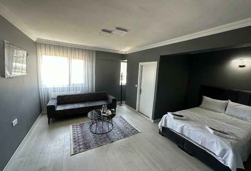 חדר סטנדרט עם מרפסת, Arena Resort Otel Kagıthane