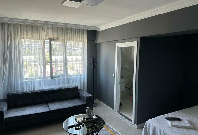 Номер Стандарт с Балконом, Arena Resort Otel Kagıthane