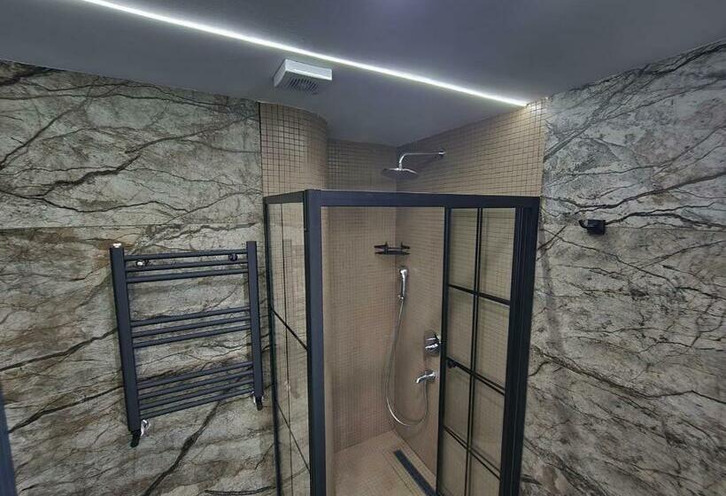 Апартаменты 1 Спальня, Dream House 22