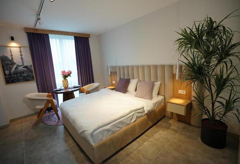 Люкс Повышенной Комфортности, Dream House 22